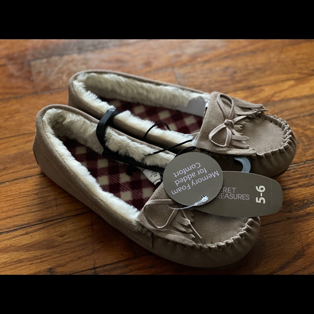 Secret Treasures Women's Moccasin Slipper